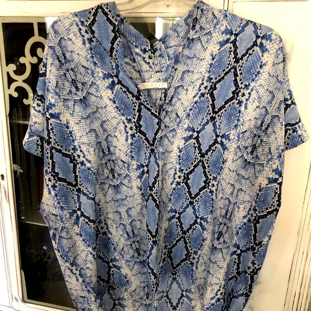 Karlie brand women’s blue / white snake print